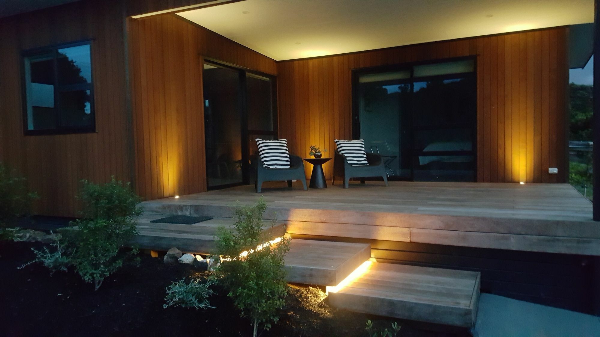 Guesthouse On Queens Oneroa Exterior photo